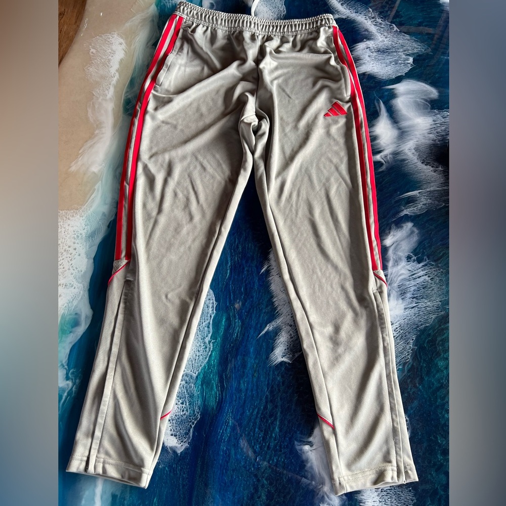 BUNDLE Mens Adidas Fitness-Soccer pant ankle&side zips 3 red stripes Gray SZ L